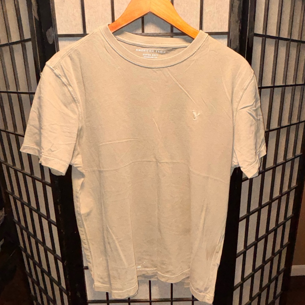 American Eagle Outfitters Beige Short Sleeve Tee